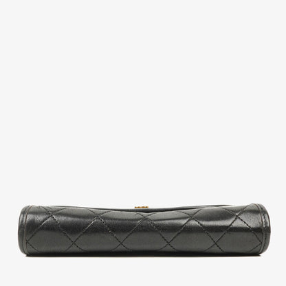 Chanel Mini Flap Bag aus schwarzem gestepptem Lammleder mit 24K-vergoldeten Beschlägen