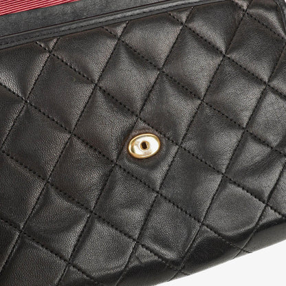 Chanel Mini Flap Bag aus schwarzem gestepptem Lammleder mit 24K-vergoldeten Beschlägen