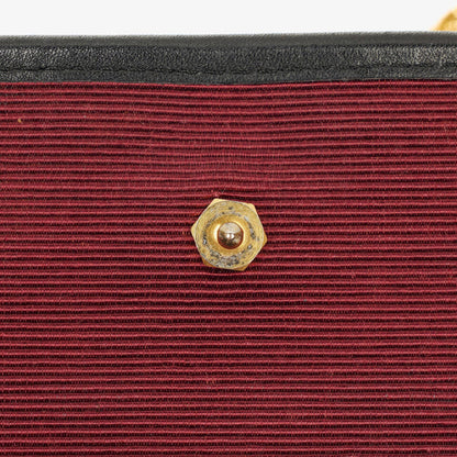 Chanel Mini Flap Bag aus schwarzem gestepptem Lammleder mit 24K-vergoldeten Beschlägen