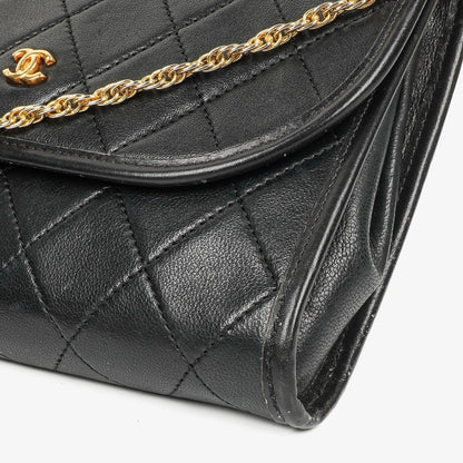 Chanel Mini Flap Tasche aus schwarzem gestepptem Lammleder mit 24K vergoldeter Hardware