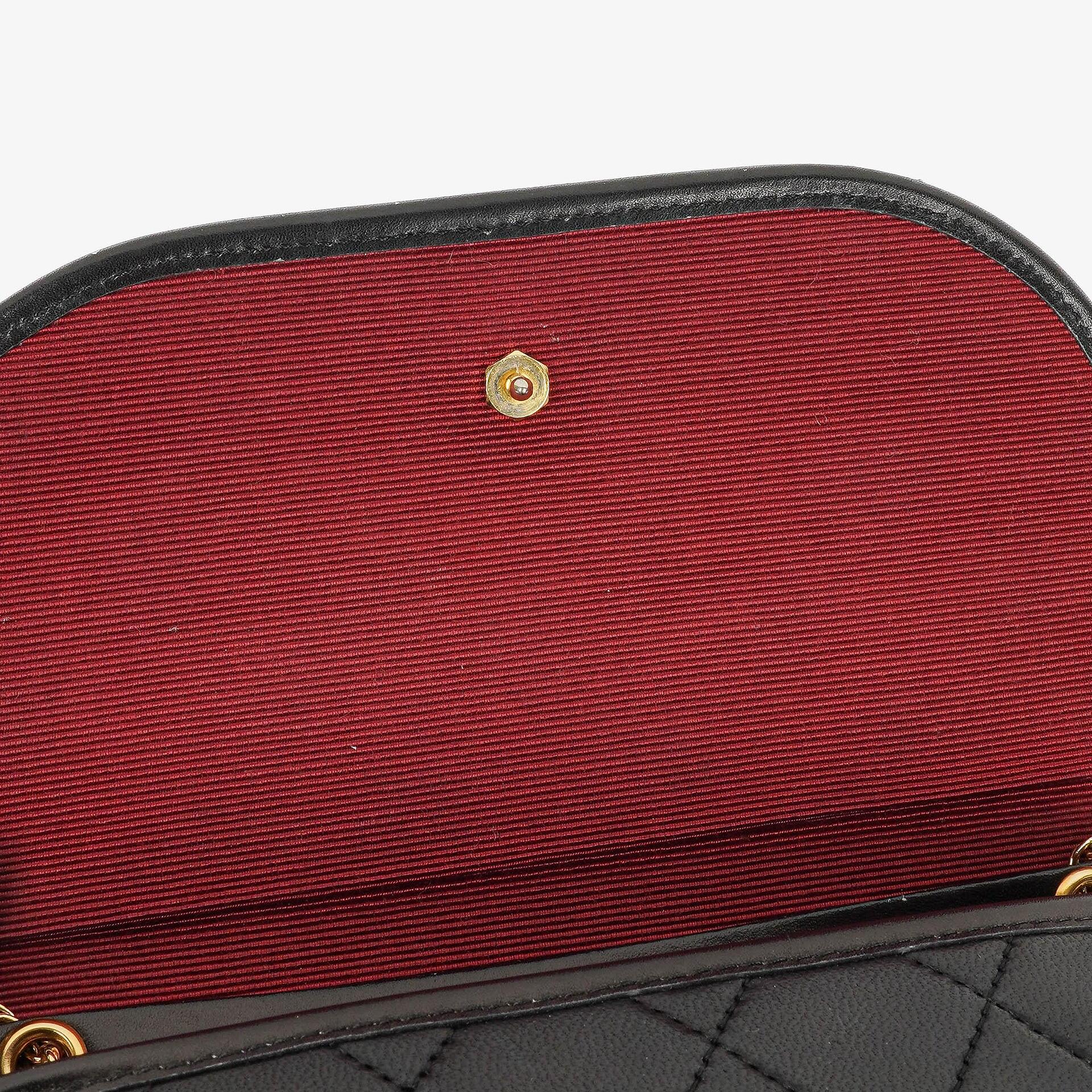 Chanel Mini Flap Tasche aus schwarzem gestepptem Lammleder mit 24K vergoldeter Hardware