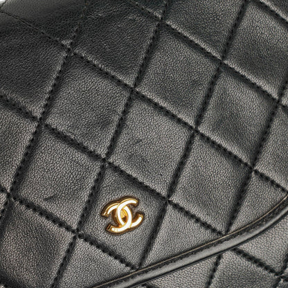 Chanel Mini Flap Tasche aus schwarzem gestepptem Lammleder mit 24K vergoldeter Hardware