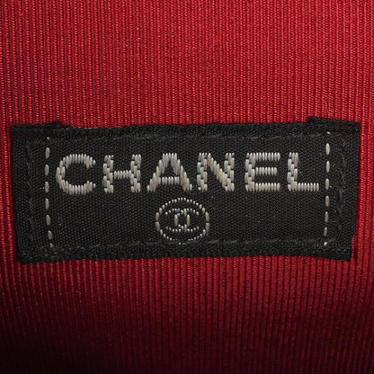 Chanel Mini East West Chocolate Bar Tasche aus gestepptem Lackleder