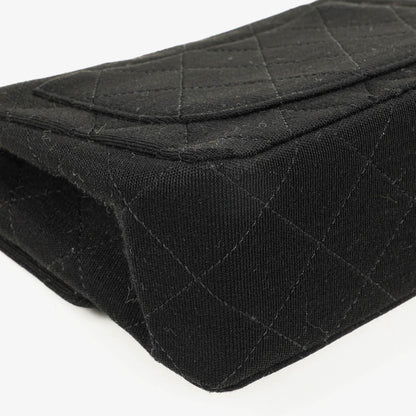 Chanel Mini Square Flap Bag aus schwarzem gestepptem Jersey mit 24K vergoldeten Beschlägen