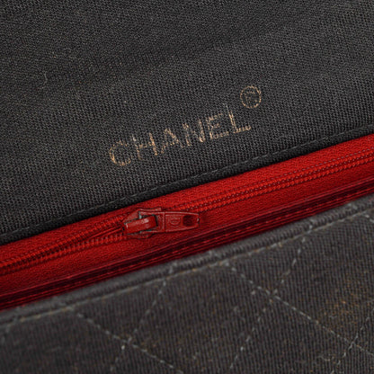 Chanel Mini Square Flap Bag aus schwarzem gestepptem Jersey mit 24K vergoldeten Beschlägen