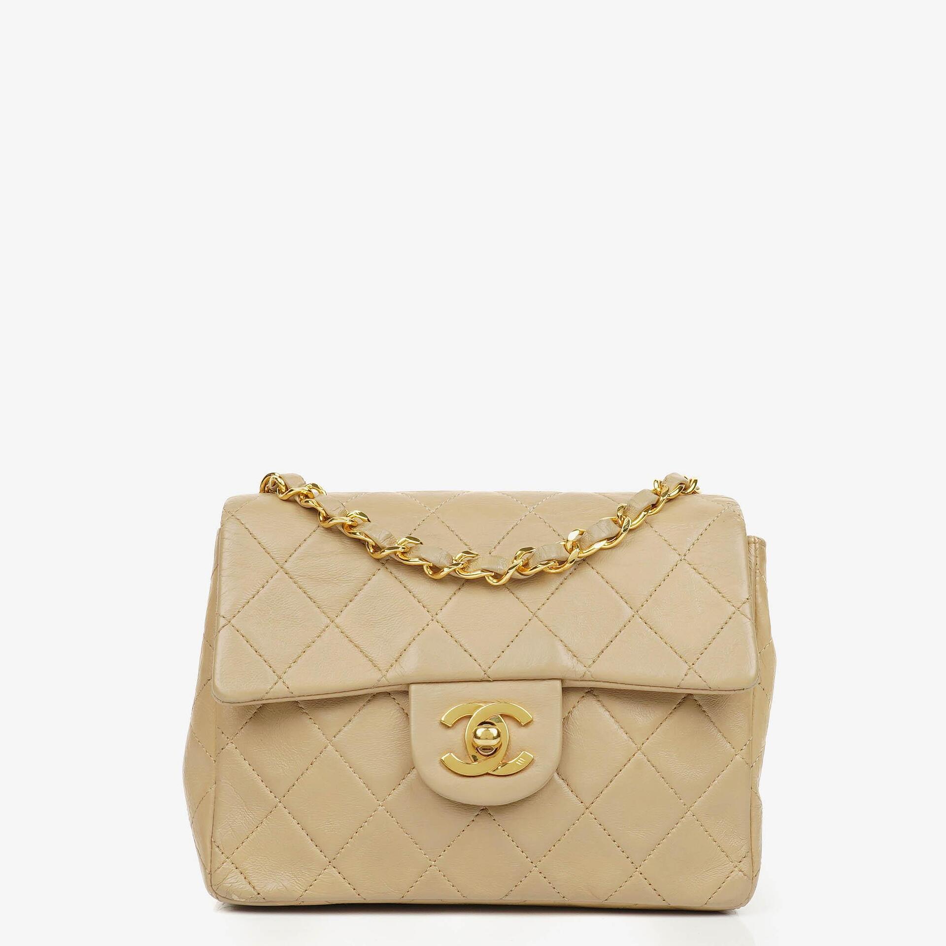 Chanel Mini Square Klappentasche aus beigem gestepptem Leder mit 24K vergoldeten Beschlägen