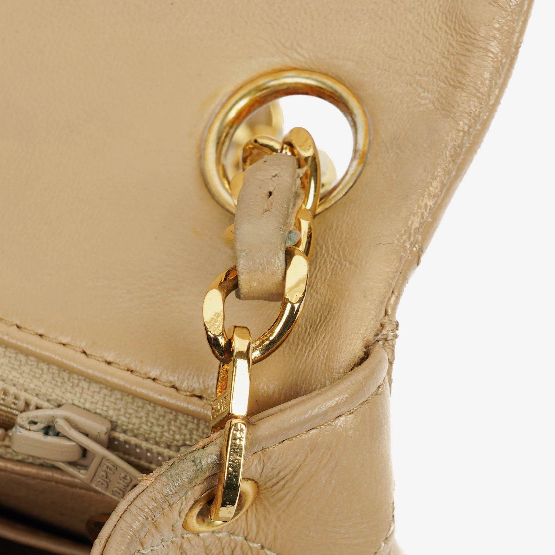 Chanel Mini Square Klappentasche aus beigem gestepptem Leder mit 24K vergoldeten Beschlägen