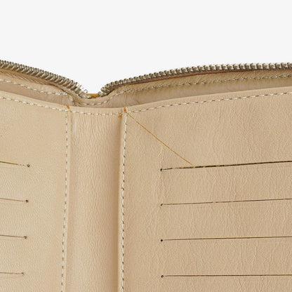 Chanel Mini rechteckige doppelseitige Klapptasche aus gestepptem Lackleder