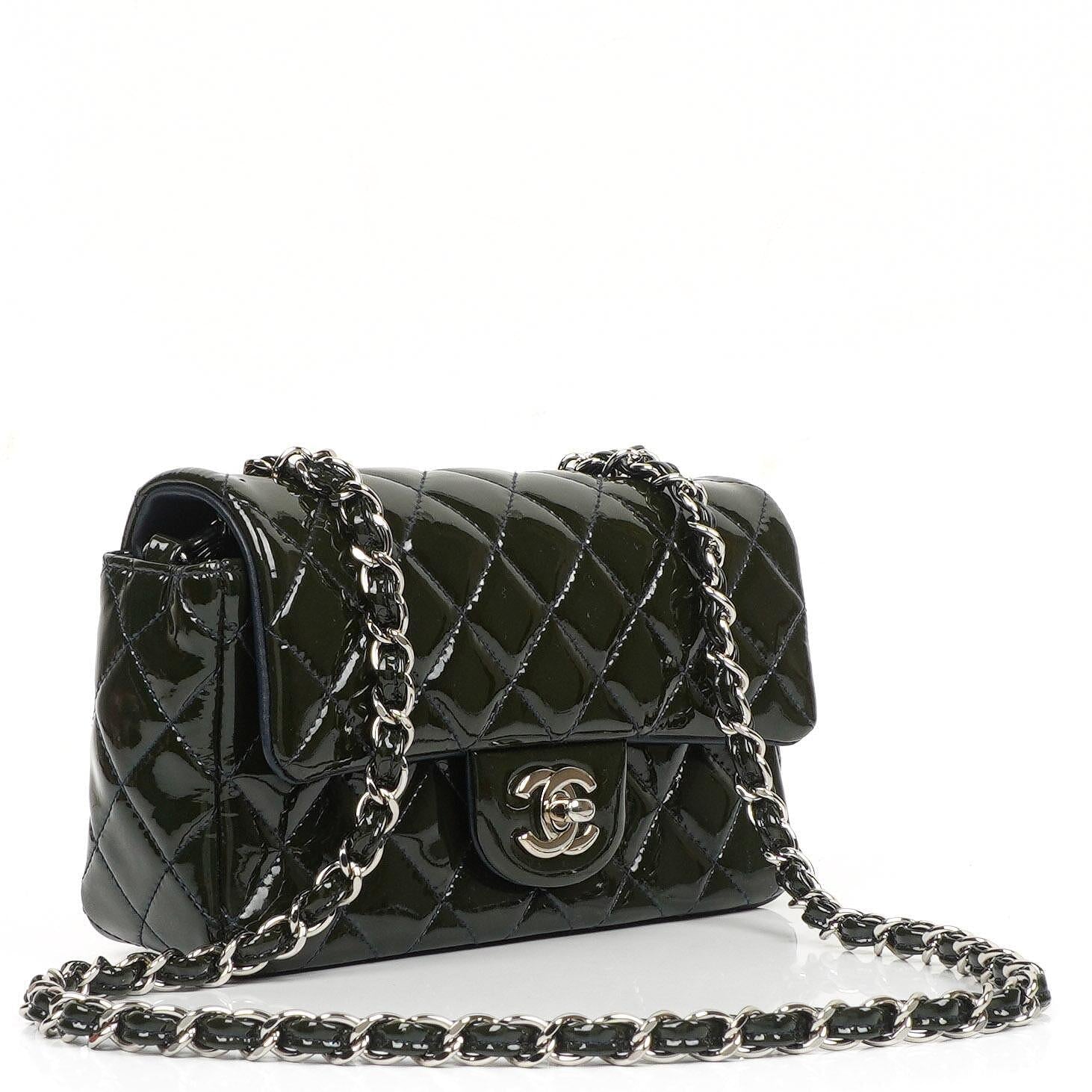 Chanel Mini Rechteckige Klappentasche In Gepolstertem Lackleder Mit Silberfarbener Hardware, 2013-2014