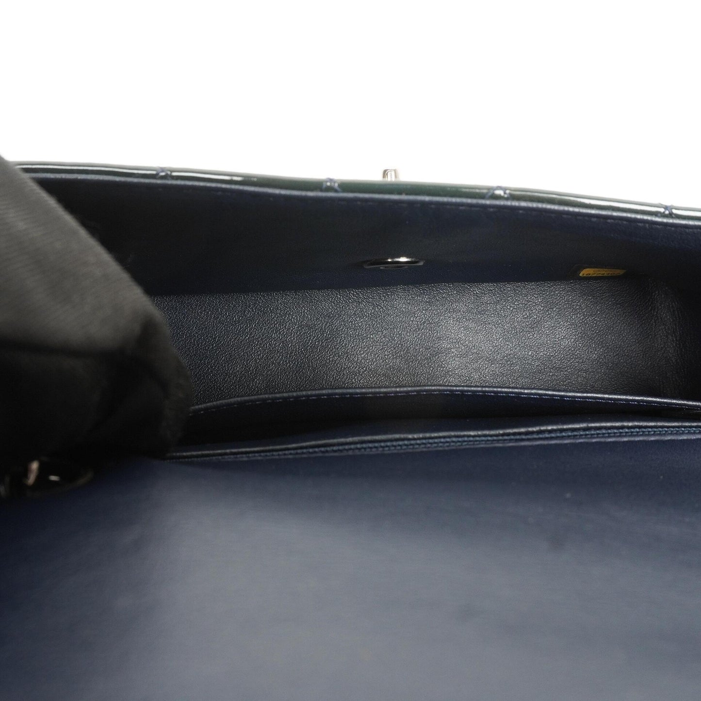 Chanel Mini Rechteckige Klappentasche In Gepolstertem Lackleder Mit Silberfarbener Hardware, 2013-2014