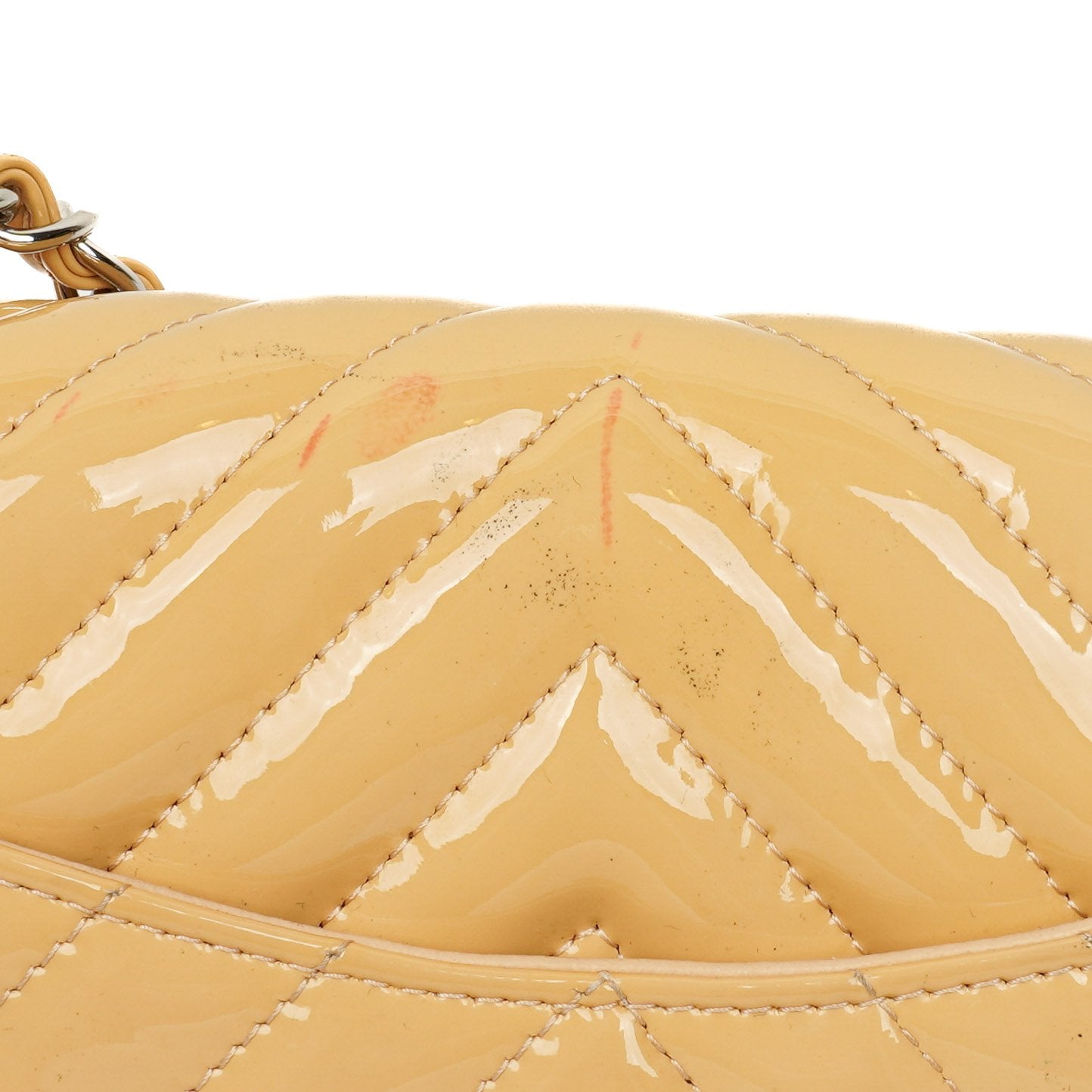Chanel Mini Rectangular Single Flap Tasche aus Chevron-Lackleder mit silberfarbenen Beschlägen