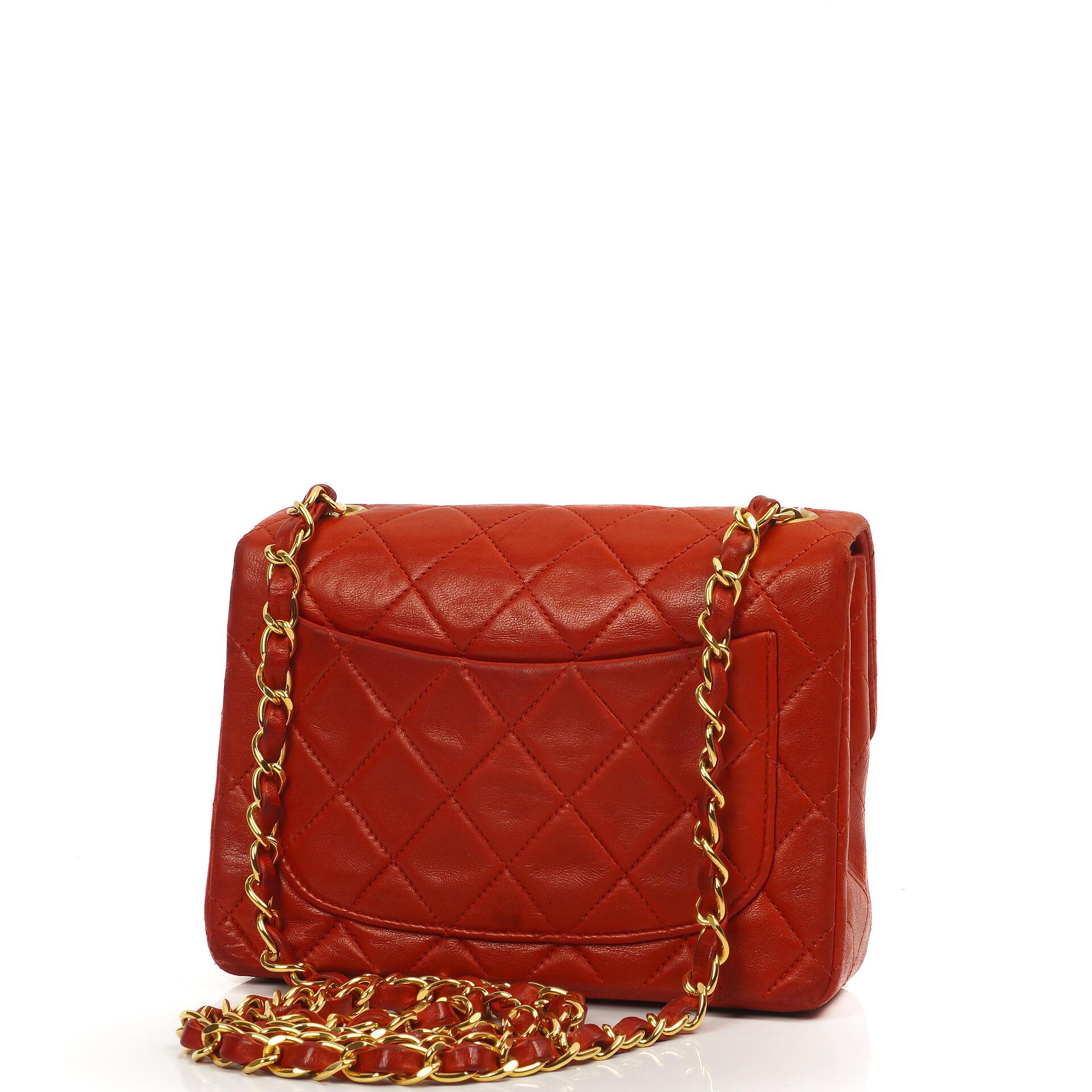 Chanel Mini Square Classic Flap Bag aus rotem gestepptem Lammleder mit 24K vergoldeten Beschlägen