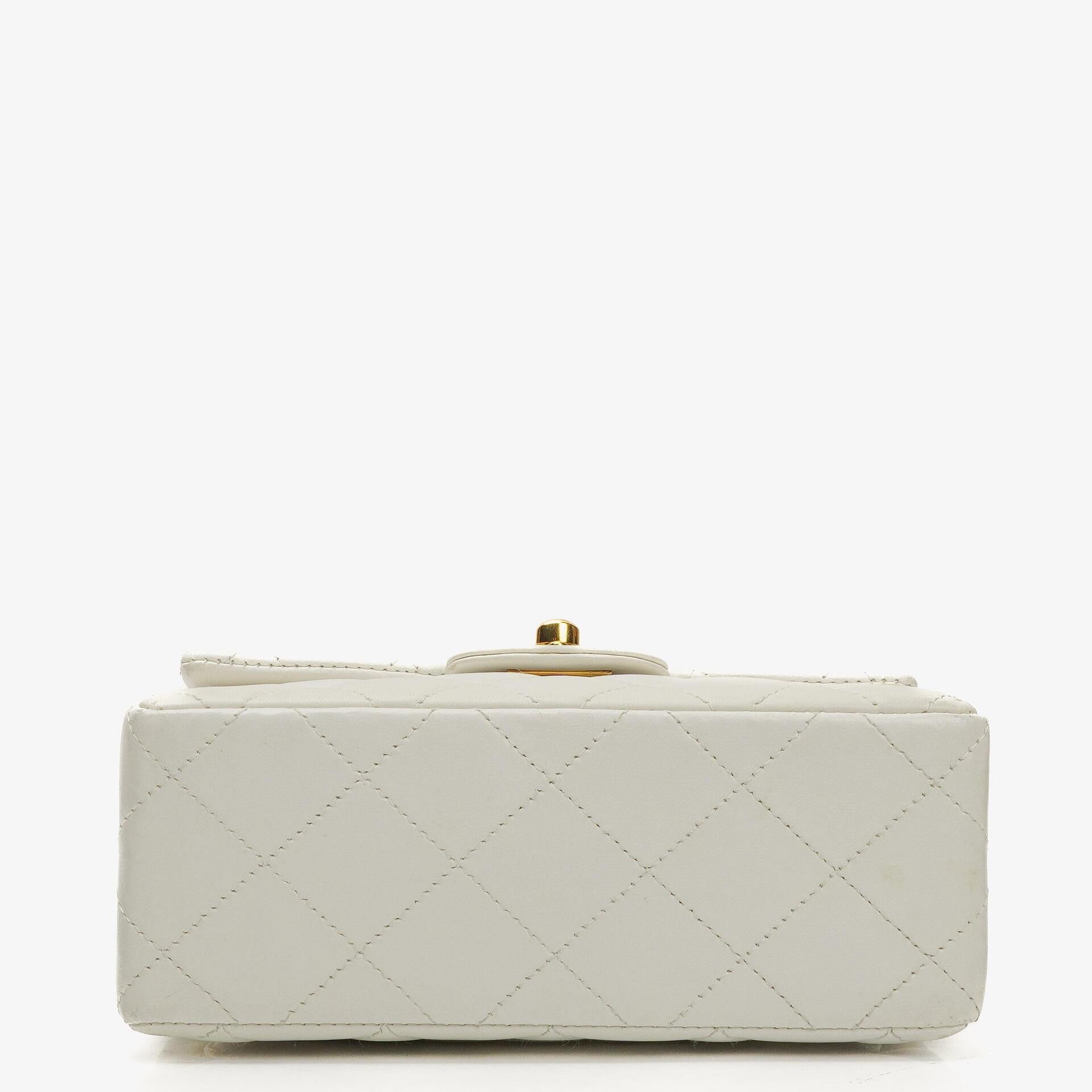 Chanel Mini Square Classic Flap Tasche Weiß Stepp-Lammleder mit 24K vergoldeten Beschlägen, 1997-199