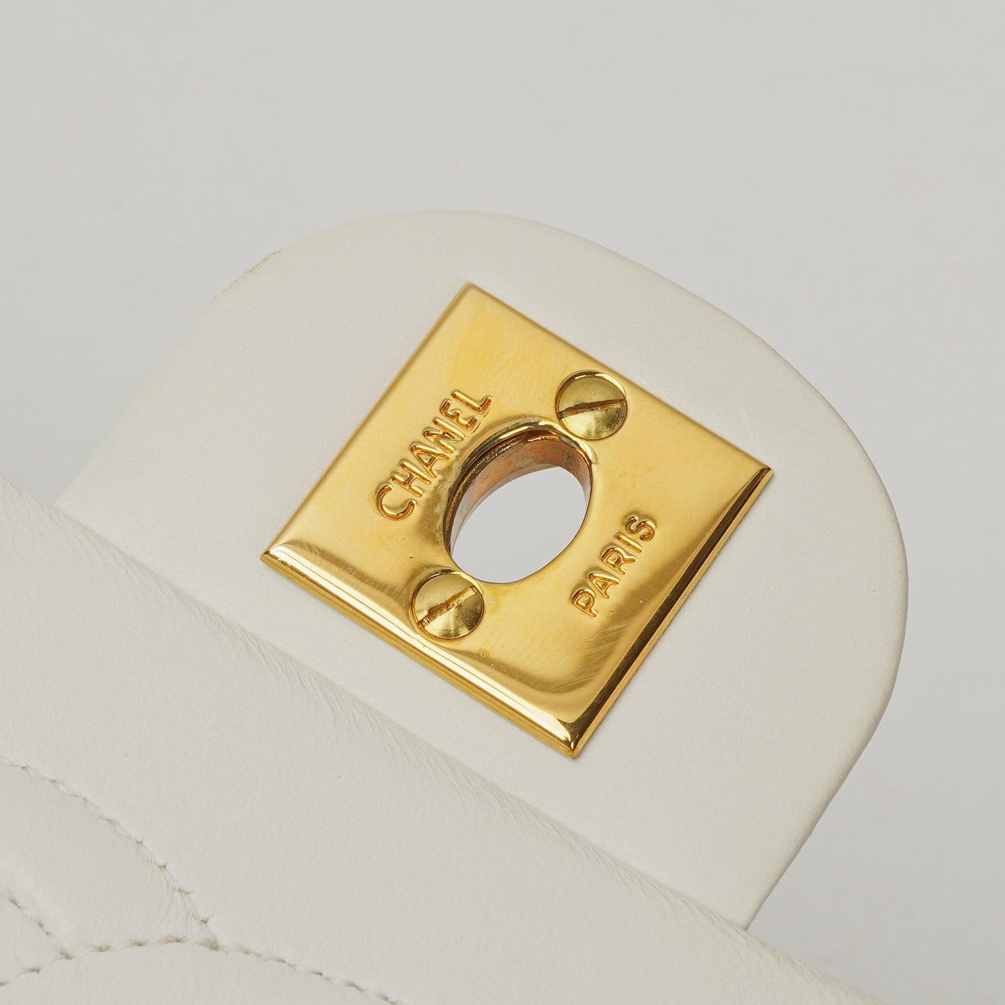 Chanel Mini Square Classic Flap Tasche Weiß Stepp-Lammleder mit 24K vergoldeten Beschlägen, 1997-199