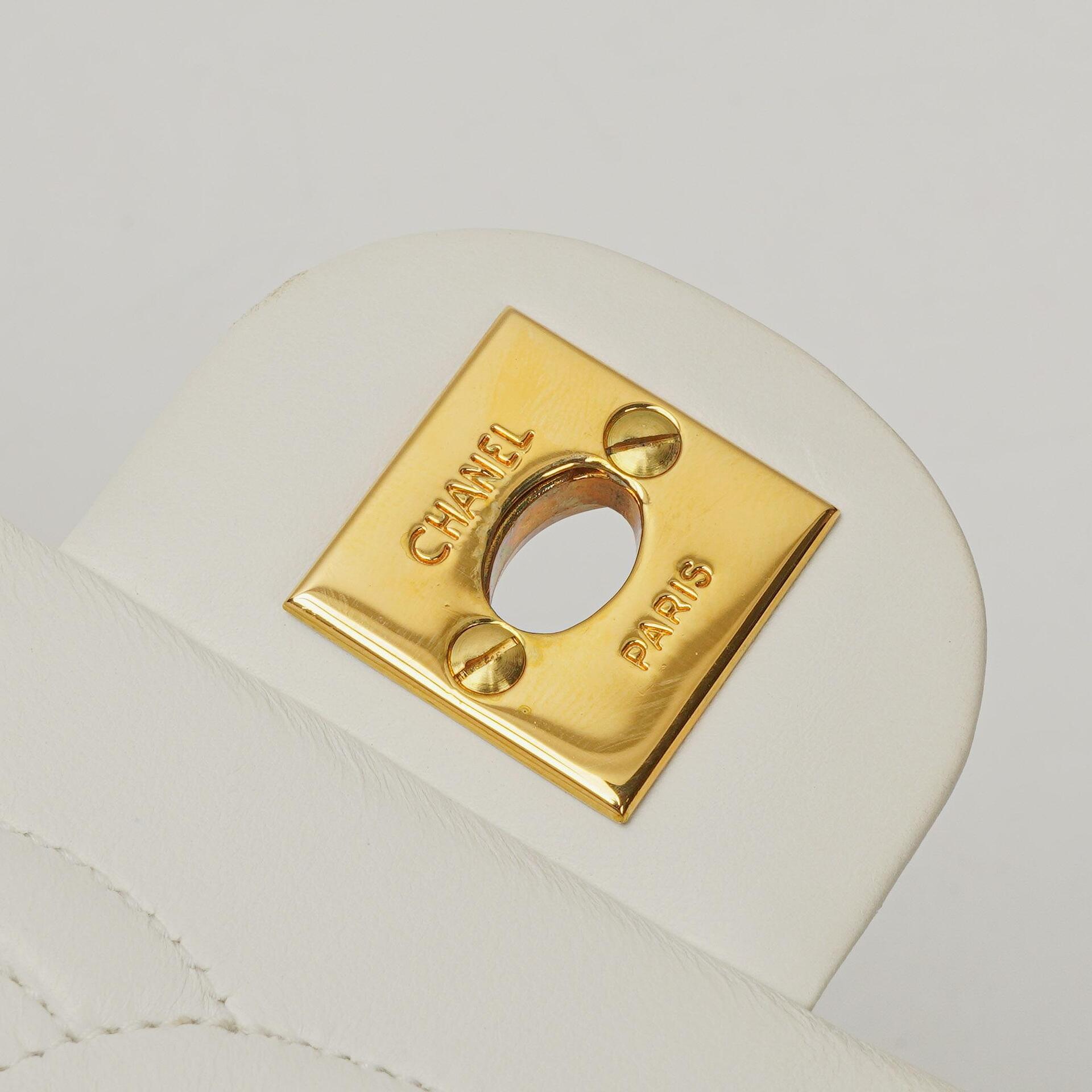 Chanel Mini Square Classic Flap Tasche Weiß Stepp-Lammleder mit 24K vergoldeten Beschlägen, 1997-199