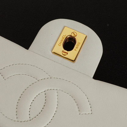 Chanel Mini Square Classic Flap Bag aus weißem gestepptem Lammleder mit 24K vergoldeten Beschlägen
