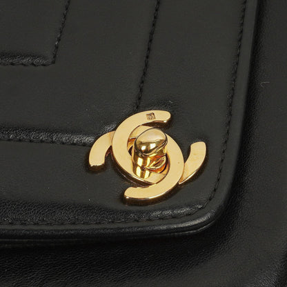 Chanel Mini Quadratische Klappentasche Chevron Gepolstertes Lammleder 24K vergoldete Hardware