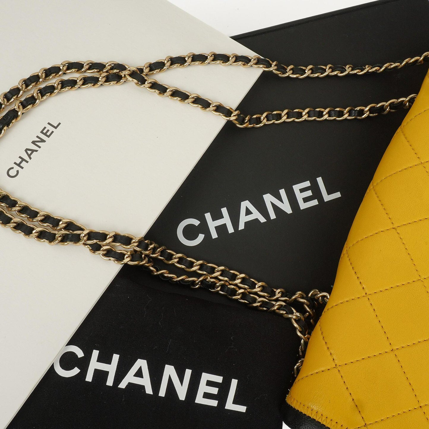 Chanel Tri-Color Medium Graphic Flap Bag aus mehrfarbigem Lammleder