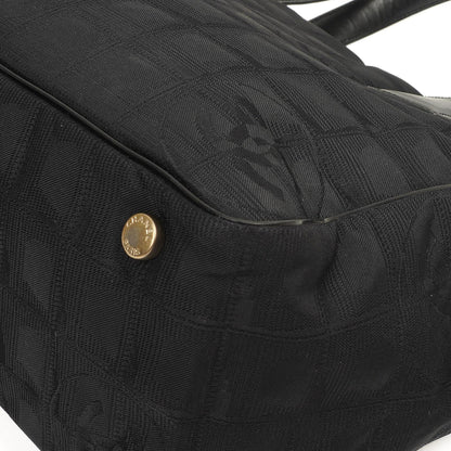 Chanel New Travel Line PM Tote Tasche Schwarz Nylon