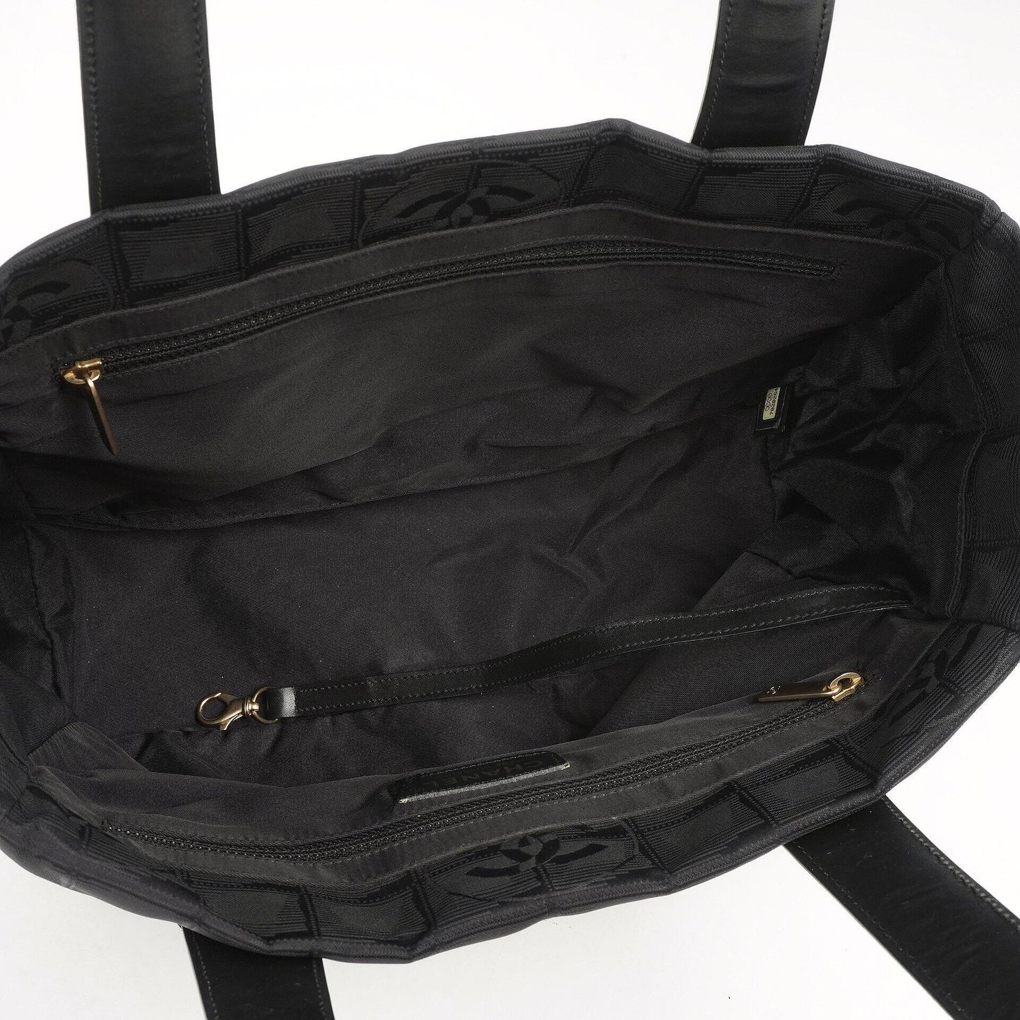 Chanel New Travel Line PM Tote Tasche Schwarz Nylon