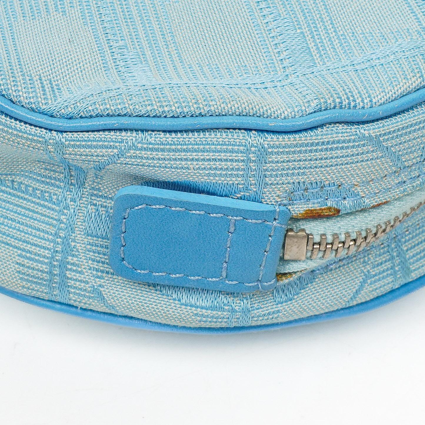 Chanel Nylon Reise Runde Blaue Kosmetiktasche, 2002-2003