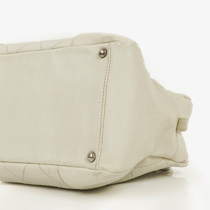 Chanel Outdoor Ligne Wild Stitch Schultertasche mit Kette