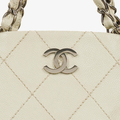 Chanel Outdoor Ligne Wild Stitch Schultertasche mit Kette