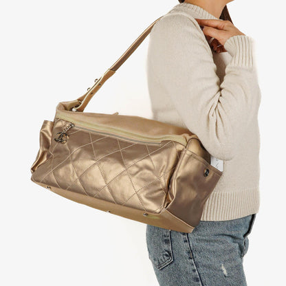 Chanel Paris-Biarritz Hobo Tasche in Gold