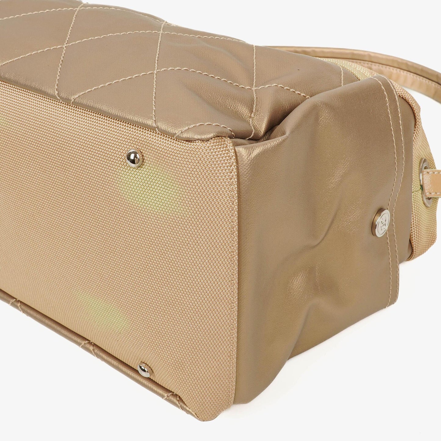 Chanel Paris-Biarritz Hobo Tasche in Gold