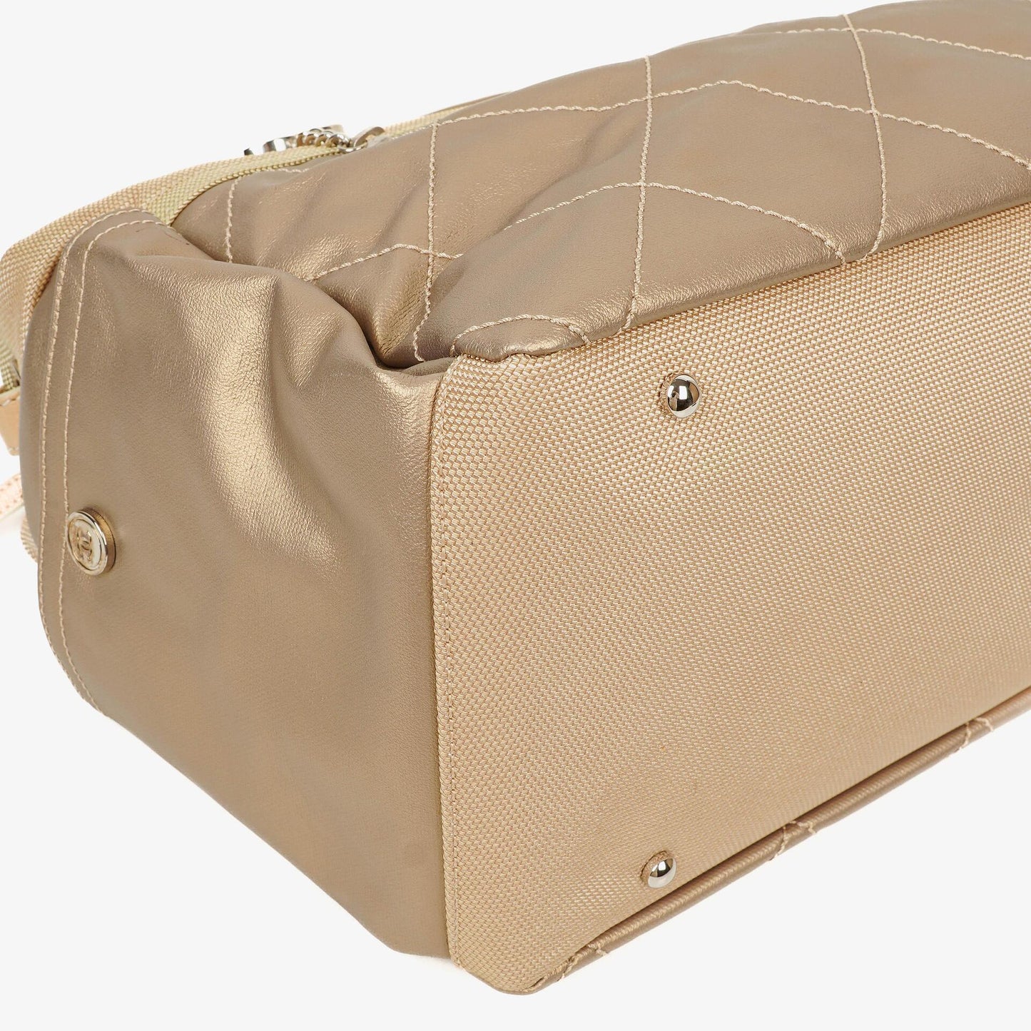 Chanel Paris-Biarritz Hobo Tasche in Gold