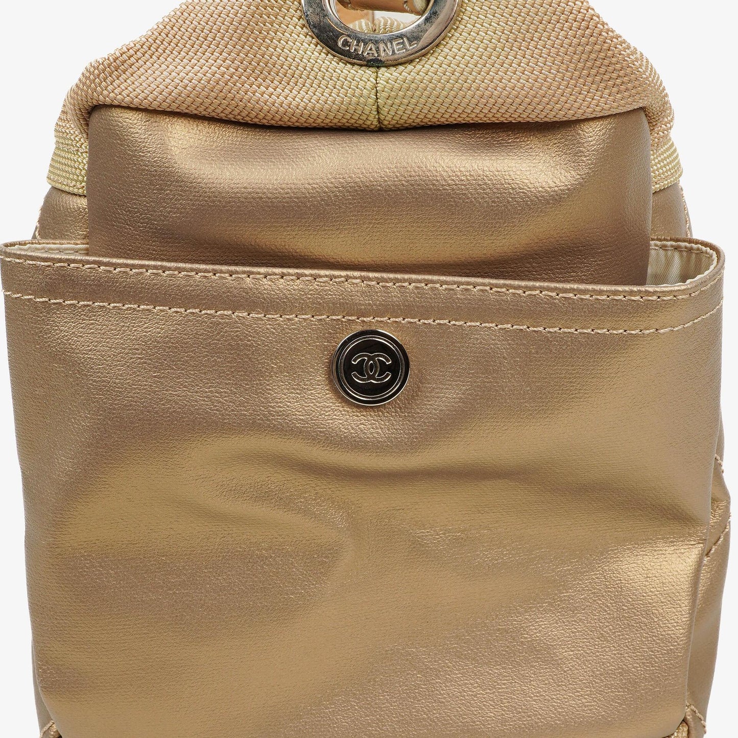 Chanel Paris-Biarritz Hobo Tasche in Gold