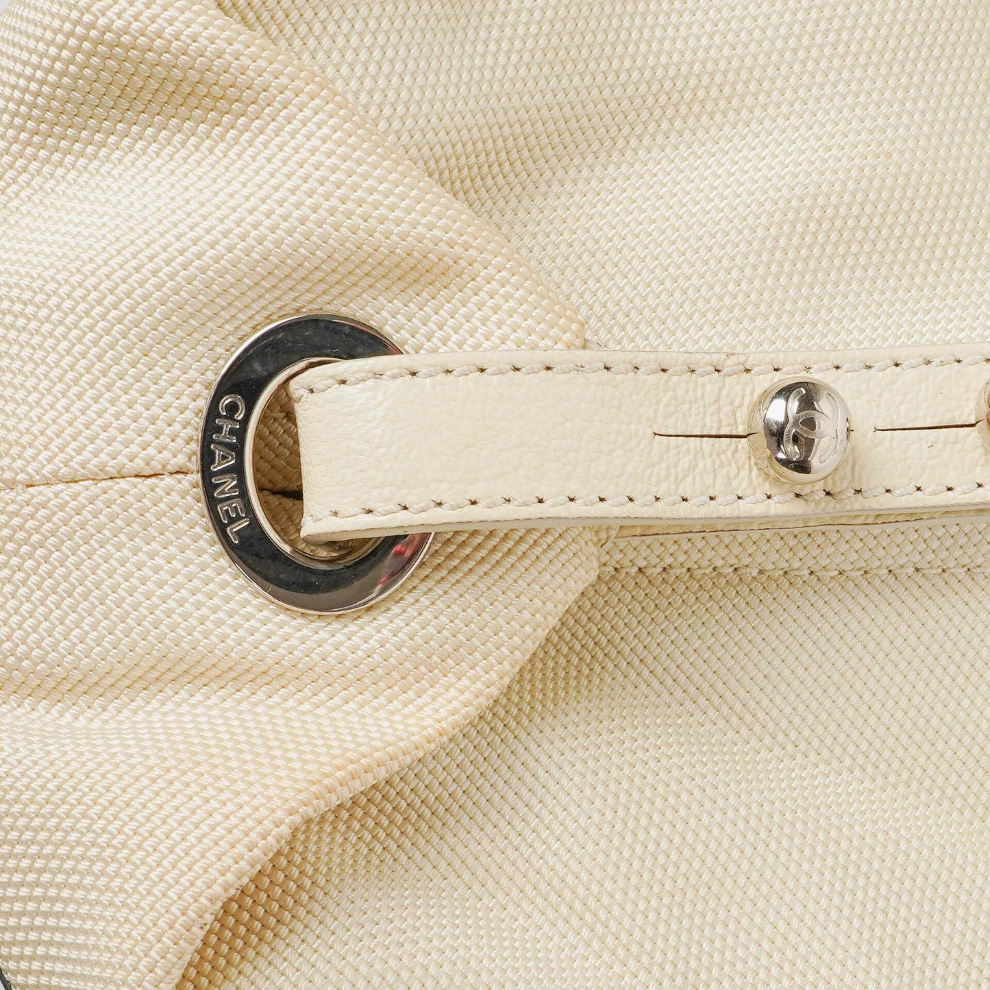 Chanel Paris-Biarritz Silber und Creme Große Hobo Tasche