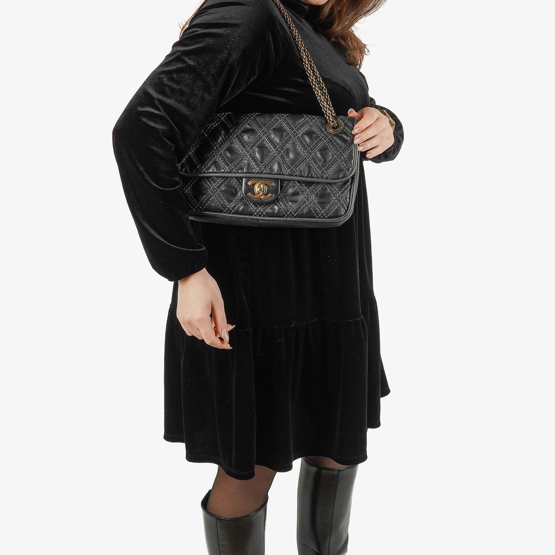 Chanel Paris-Bombay Schwarze Triptychon Klappentasche