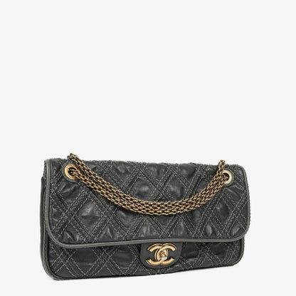 Chanel Paris-Bombay Schwarze Triptychon Klappentasche