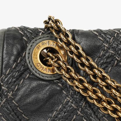 Chanel Paris-Bombay Schwarze Triptychon Klappentasche