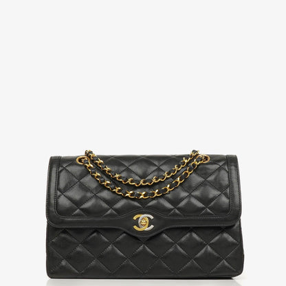 Chanel Paris Classic Medium Double Flap Bag aus schwarzem gestepptem Lammleder mit gold- und silberfarbener Hardware