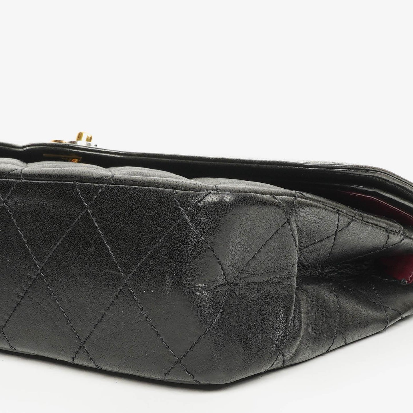 Chanel Paris Classic Medium Double Flap Bag aus schwarzem gestepptem Lammleder mit gold- und silberfarbener Hardware