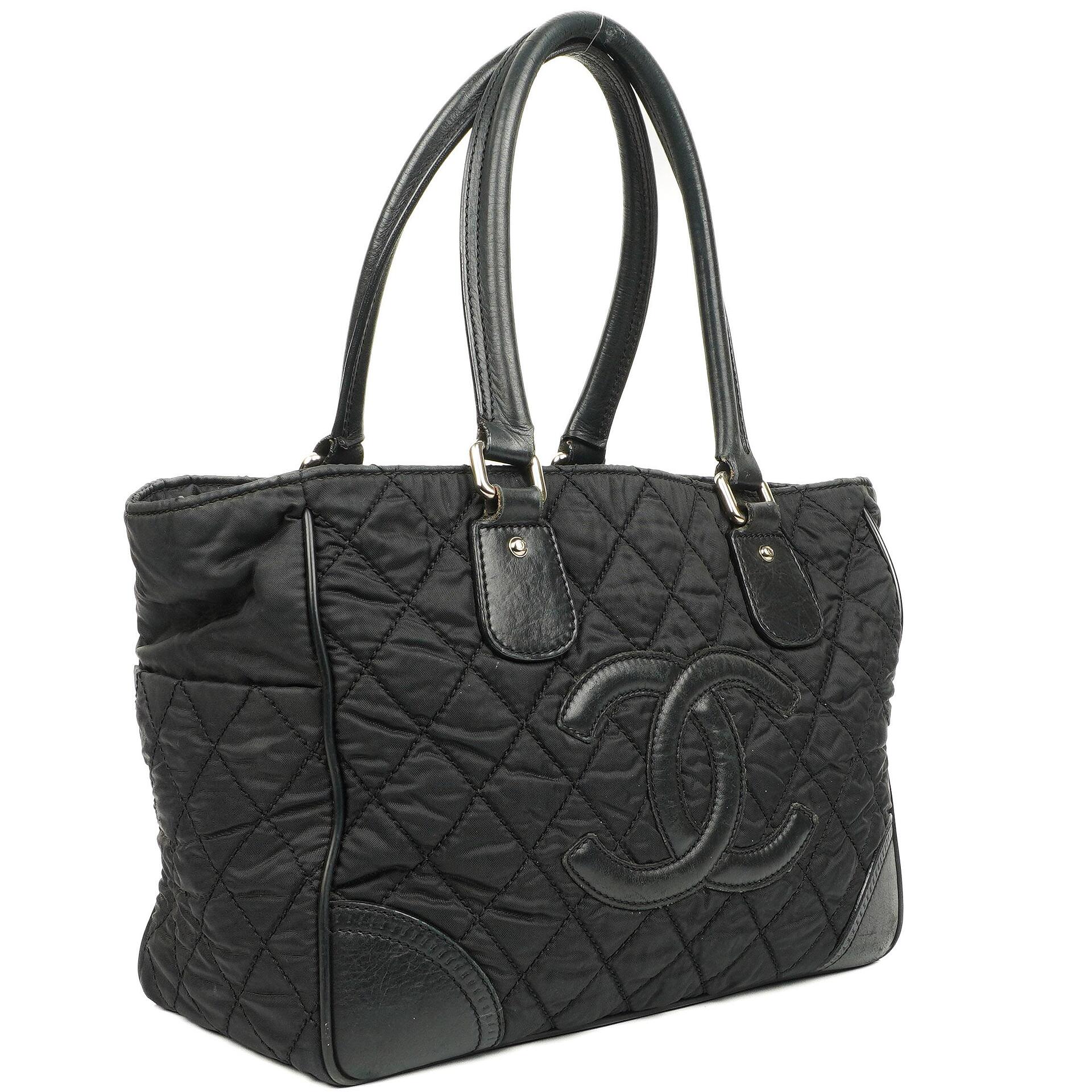 Chanel Paris New York Linie Tote Bag in Schwarz