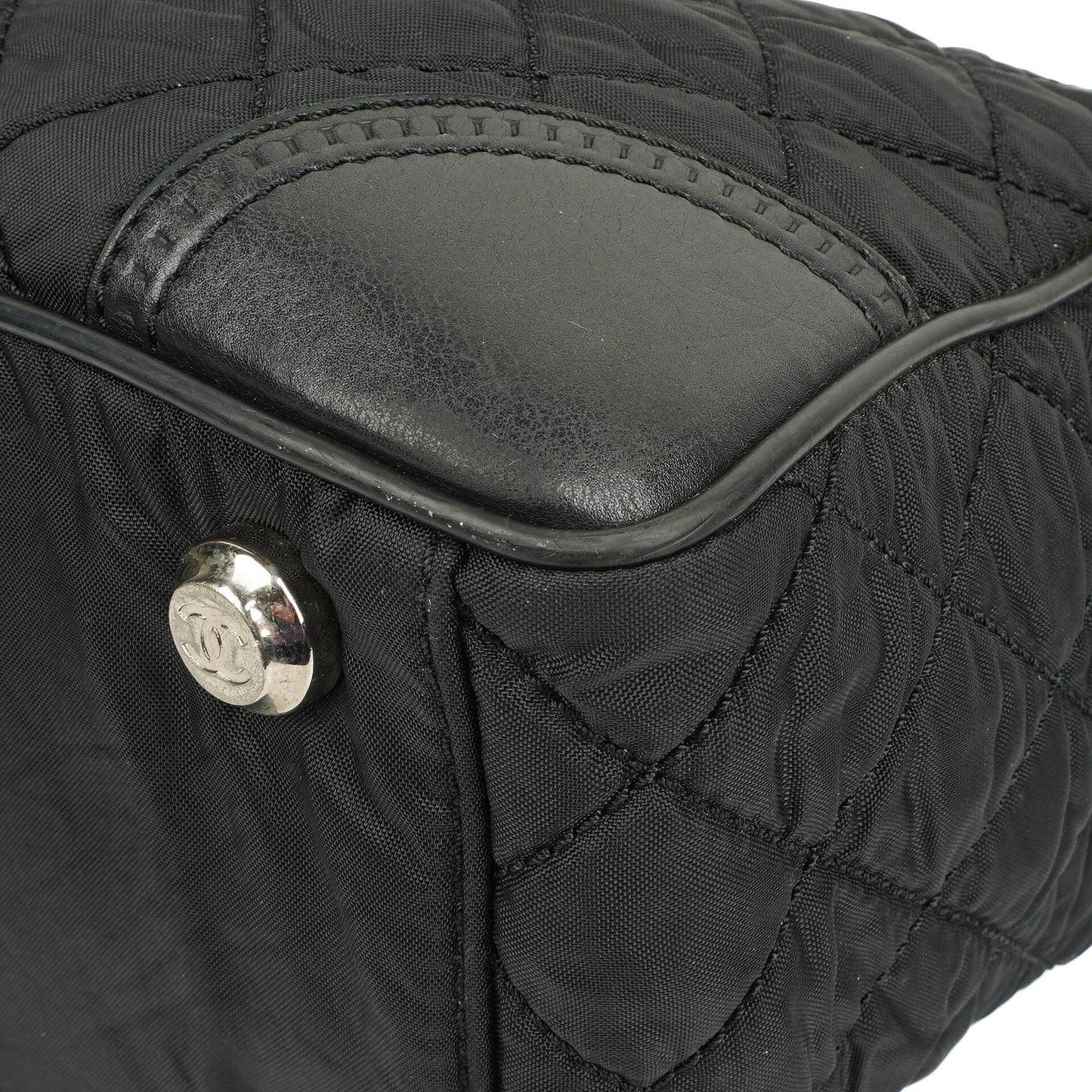 Chanel Paris New York Linie Tote Bag in Schwarz