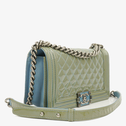 Chanel Boy Flap Tasche aus Lackleder