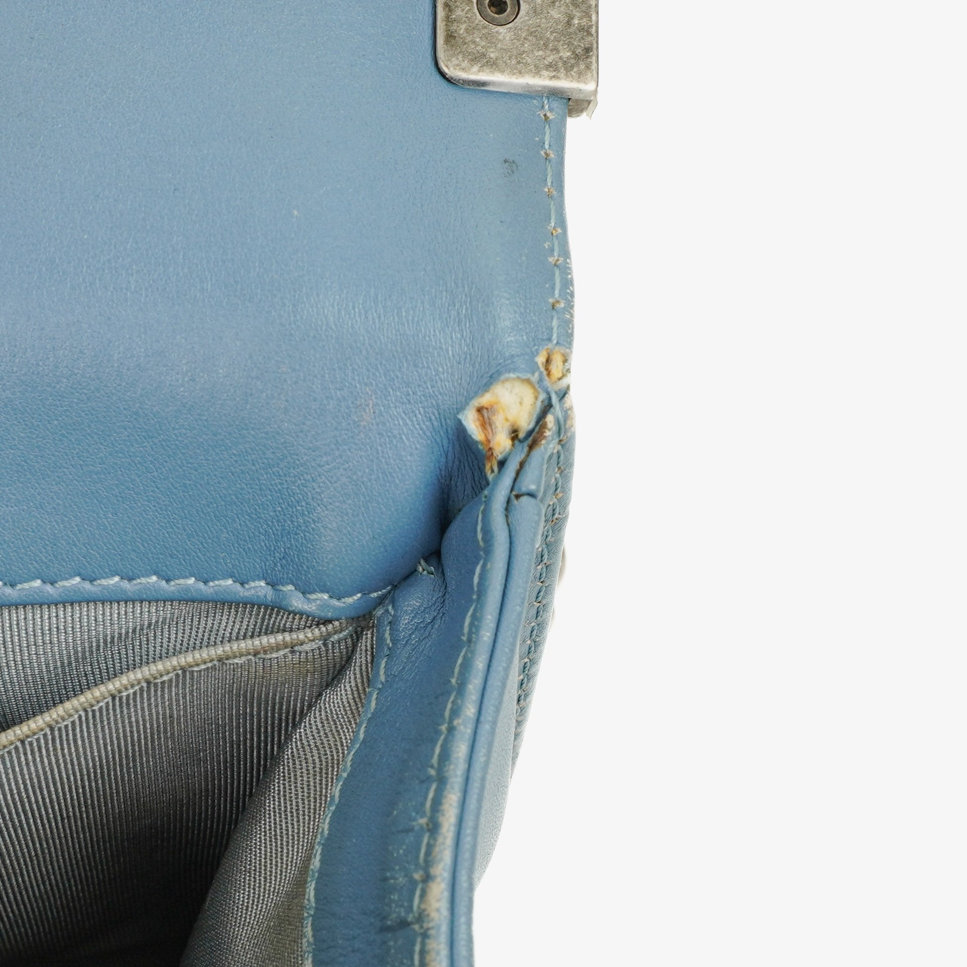 Chanel Boy Flap Tasche aus Lackleder