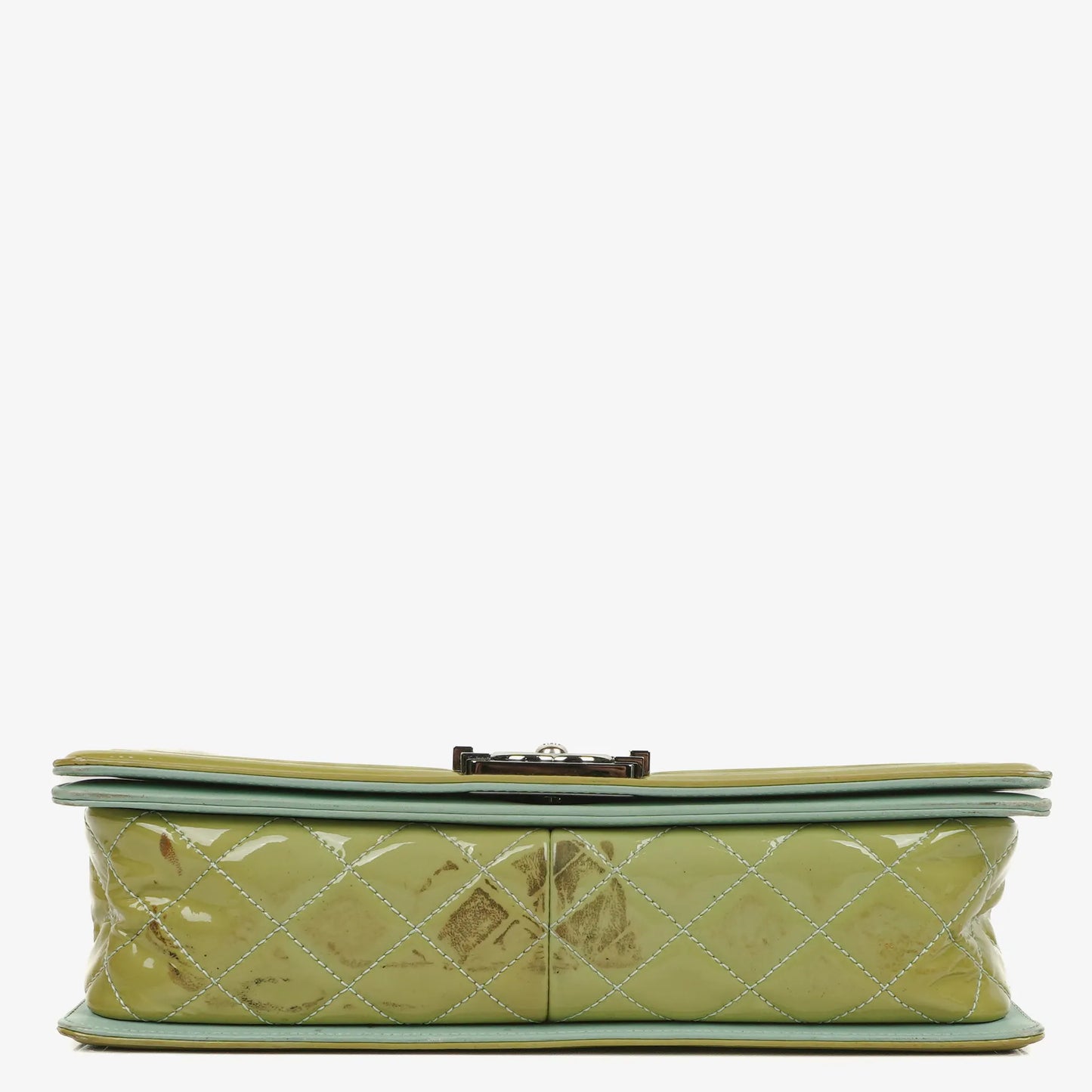 Chanel Boy Flap Tasche aus Lackleder