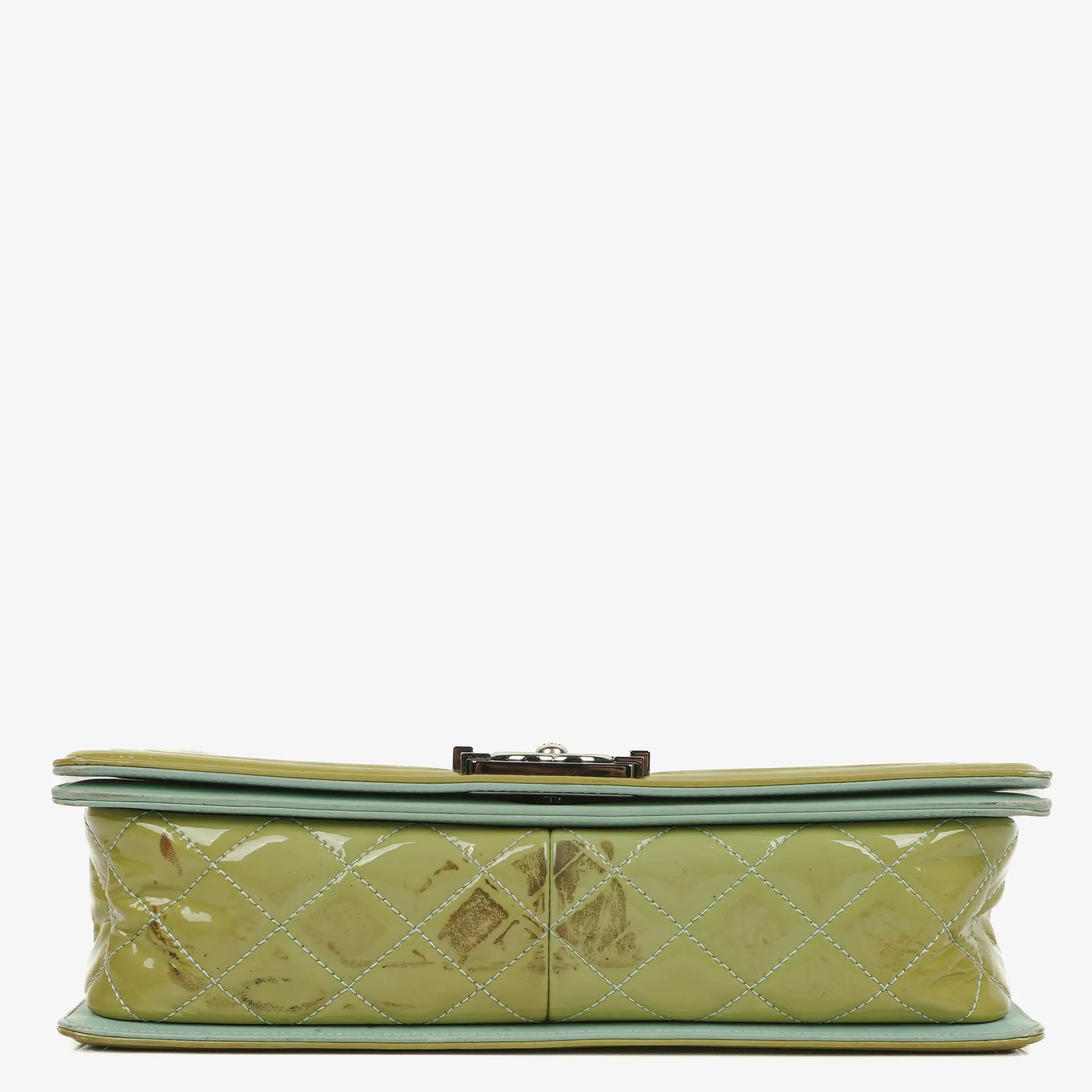 Chanel Boy Flap Tasche aus Lackleder