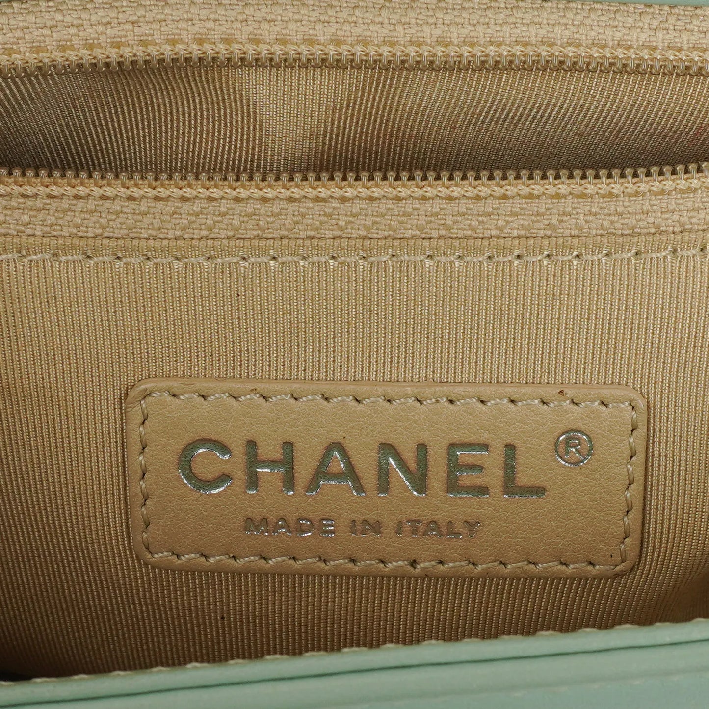 Chanel Boy Flap Tasche aus Lackleder