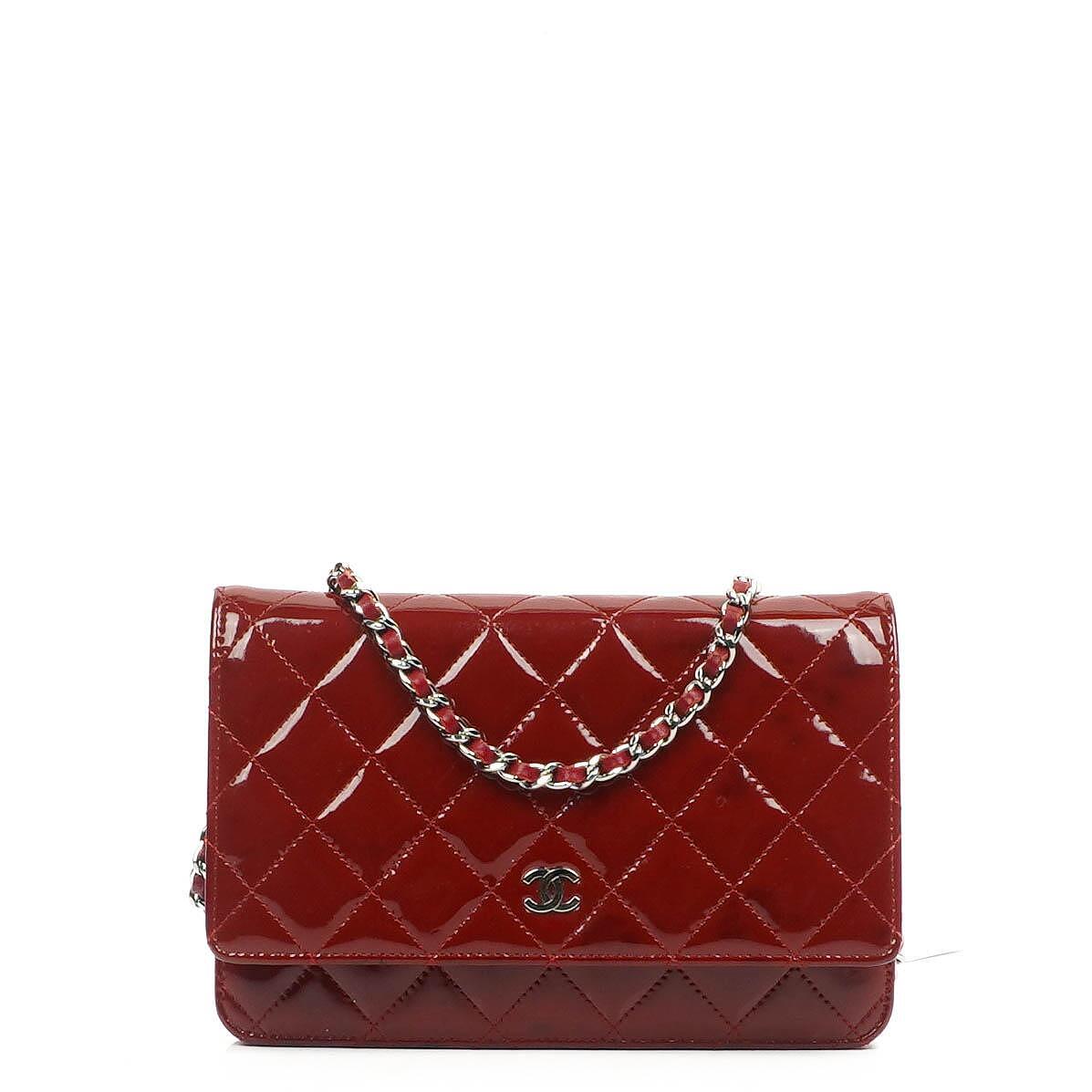 Chanel Lack Gepolsterte Geldbörse mit Kette WOC Rot