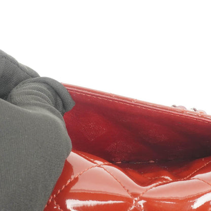 Chanel Lack Gepolsterte Geldbörse mit Kette WOC Rot