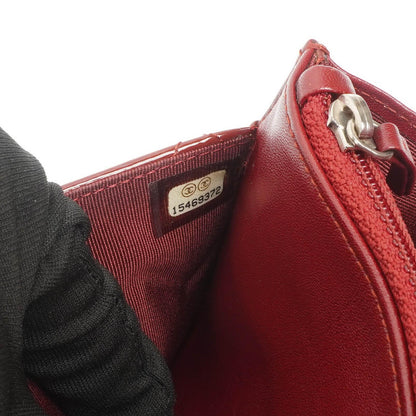 Chanel Lack Gepolsterte Geldbörse mit Kette WOC Rot
