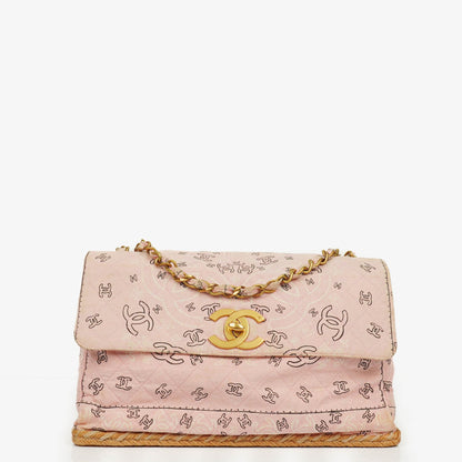 Chanel Maxi Single Flap Schultertasche aus pinkem Bandana Canvas