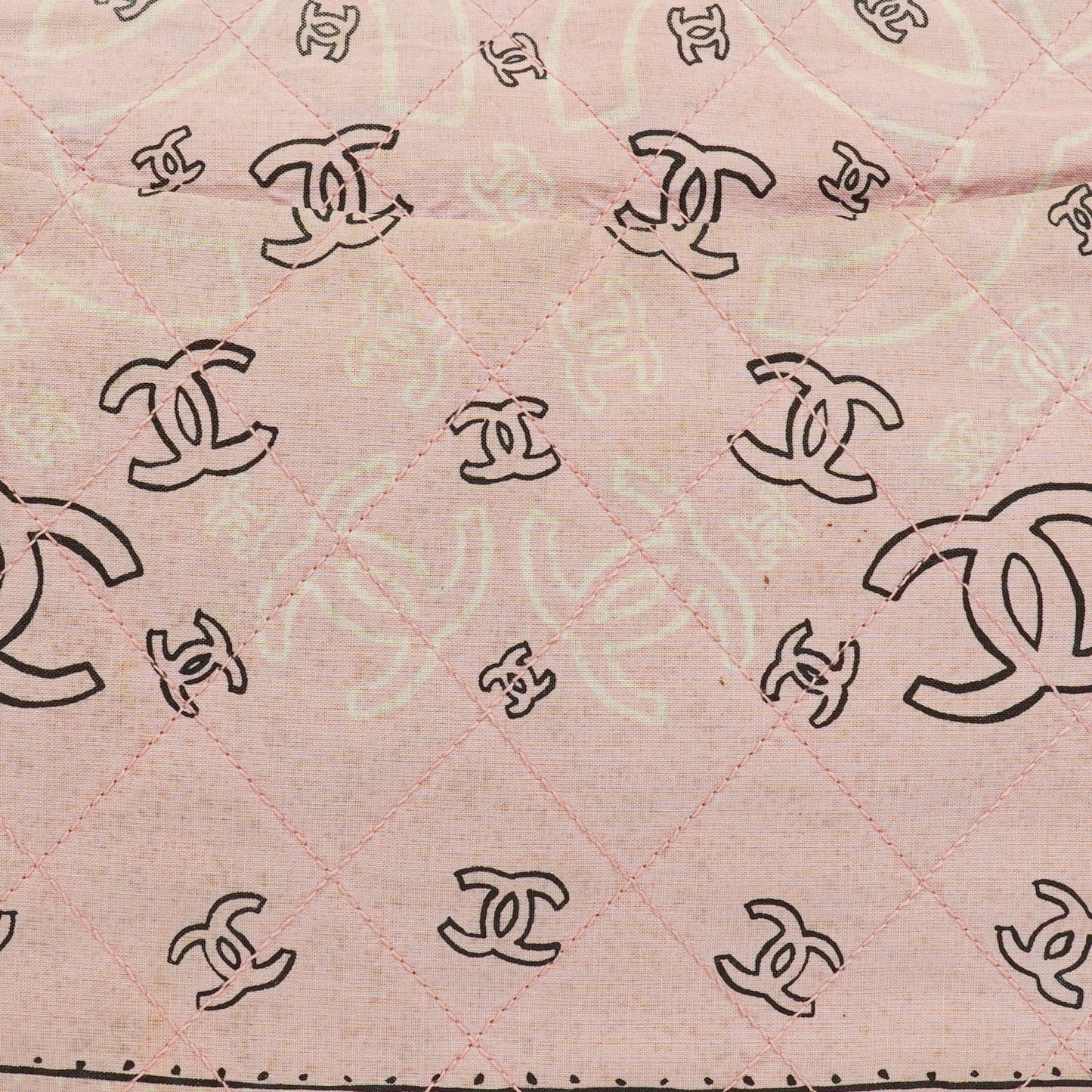 Chanel Maxi Single Flap Schultertasche aus pinkem Bandana Canvas