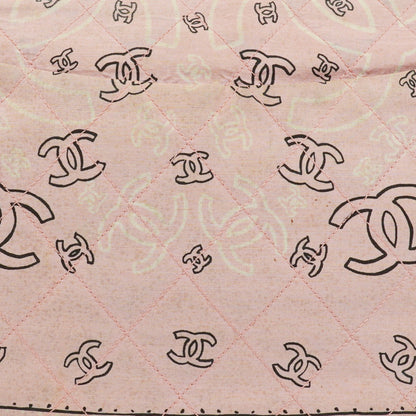 Chanel Maxi Single Flap Schultertasche aus pinkem Bandana Canvas